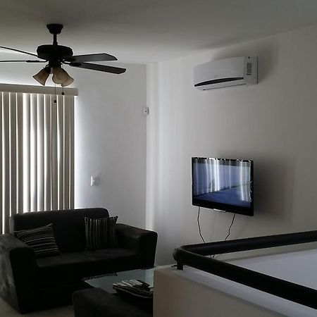 Monterrey Mexico Suites المظهر الخارجي الصورة